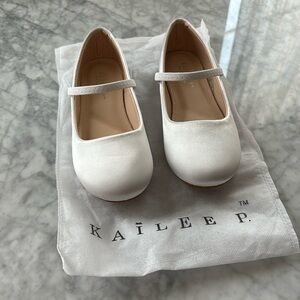 Kailee P Satin Mary Jane flats - Size 1 - Like New
